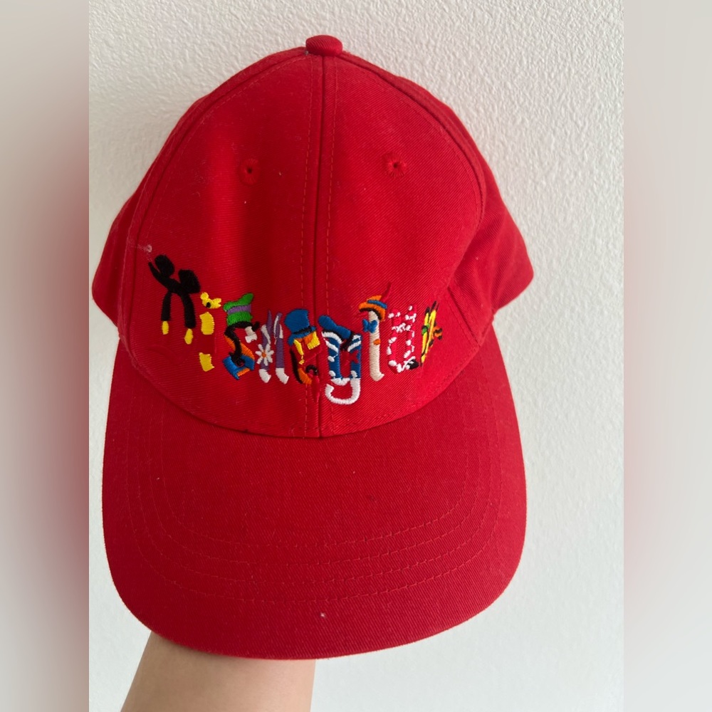Disneyland goofy hat